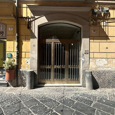 Tom Apartments Neapol Zewnętrze zdjęcie